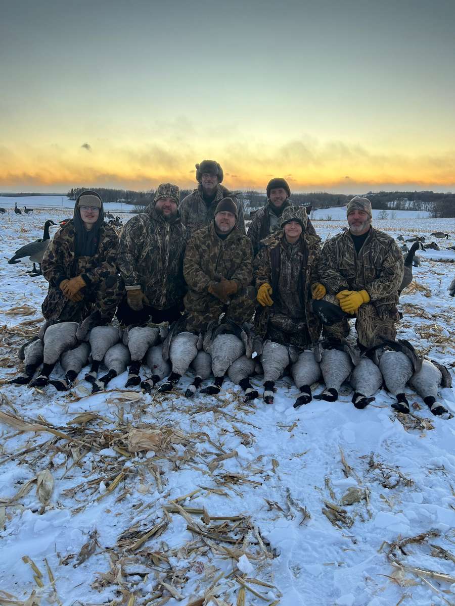 World Class Canada goose hunts  World Class Canada goose hunts